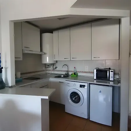 Cálido apartamento con PISCINA y garaje-2